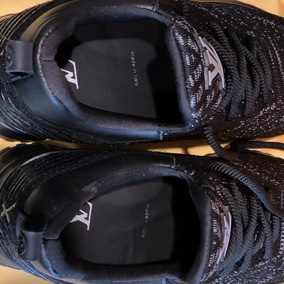 Louis Vuitton Unisex Black Sneakers-Brand New- Size 43 - Picture 11 of 12